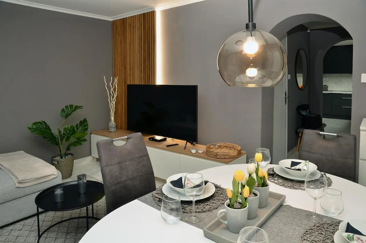 Bence Castle House Apartment Eger